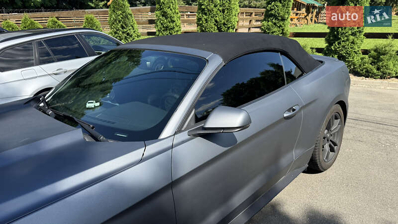 Кабриолет Ford Mustang 2015 в Киеве
