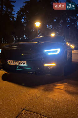 Купе Ford Mustang 2017 в 