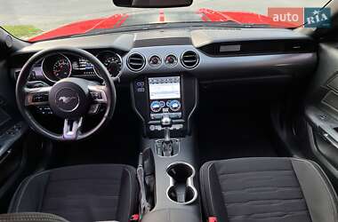 Купе Ford Mustang 2015 в 