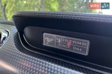 Купе Ford Mustang 2015 в 