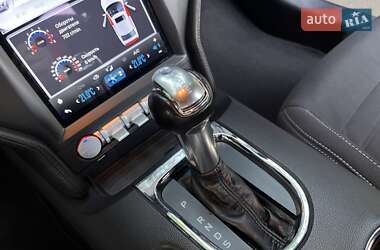 Купе Ford Mustang 2015 в 