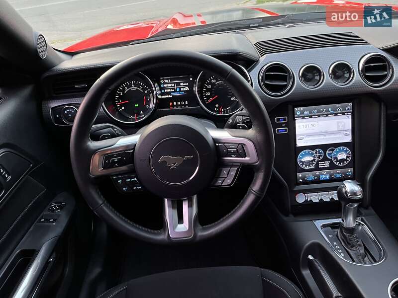 Купе Ford Mustang 2015 в Киеве