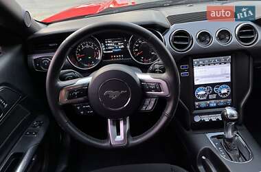 Купе Ford Mustang 2015 в 
