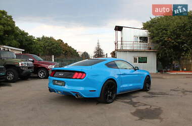 Купе Ford Mustang 2017 в 