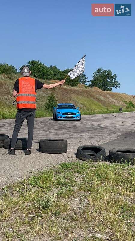 Купе Ford Mustang 2017 в Одессе