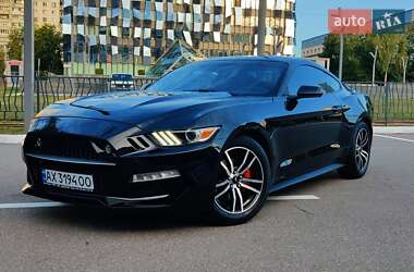 Купе Ford Mustang 2015 в 