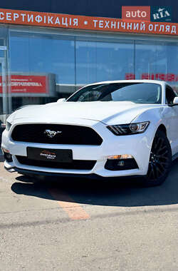 Купе Ford Mustang 2015 в 