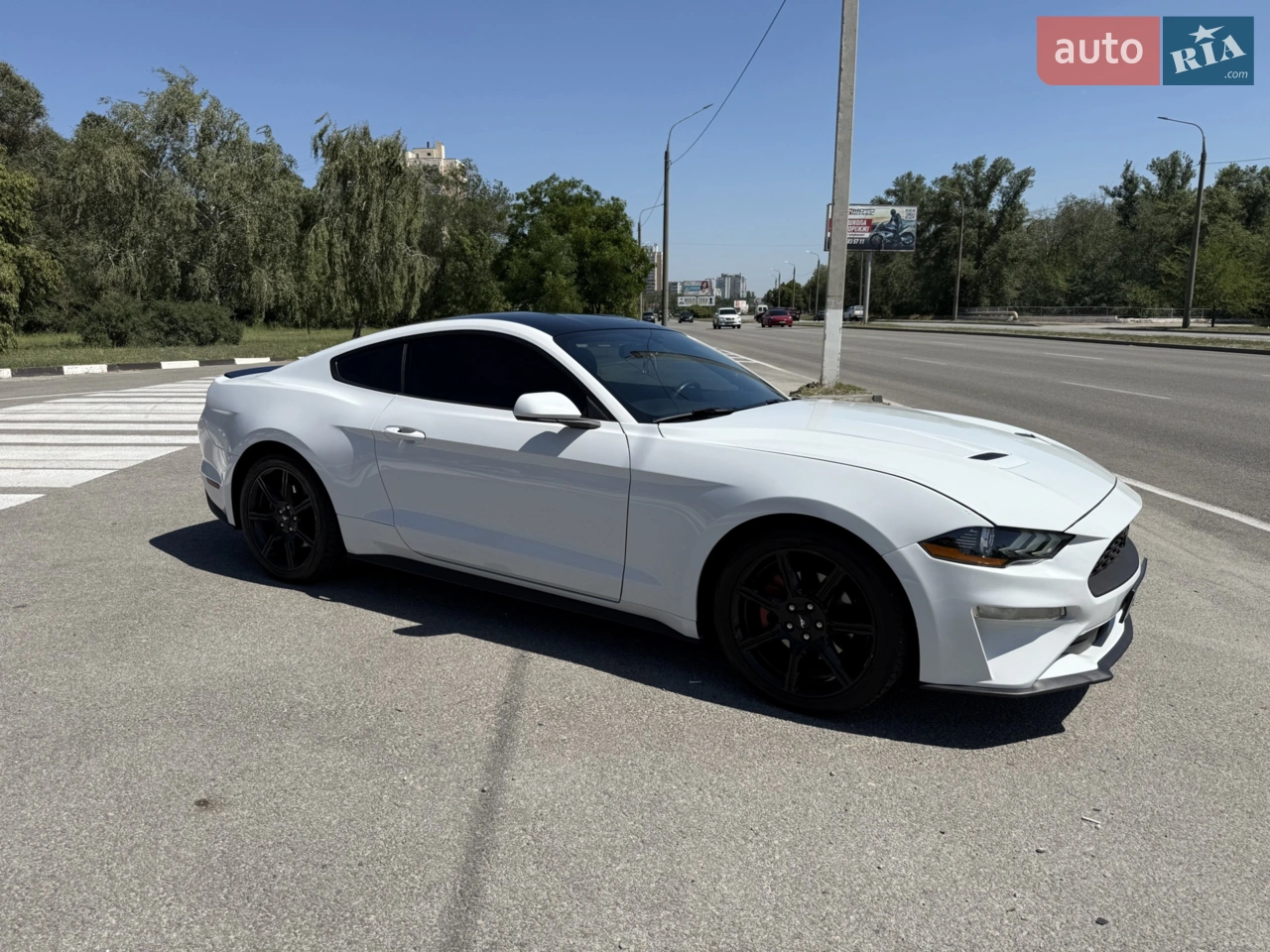2019 Ford Mustang - мініатюра 23
