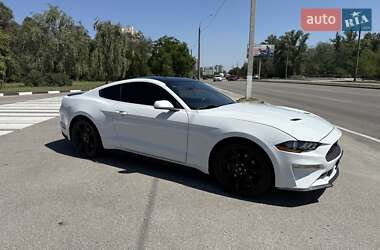 Купе Ford Mustang 2019 в 