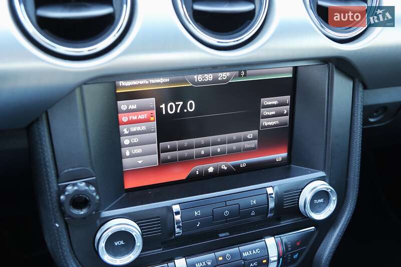 Купе Ford Mustang 2015 в Києві