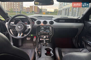 Купе Ford Mustang 2015 в 