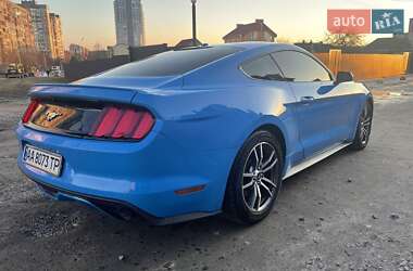 Купе Ford Mustang 2017 в 