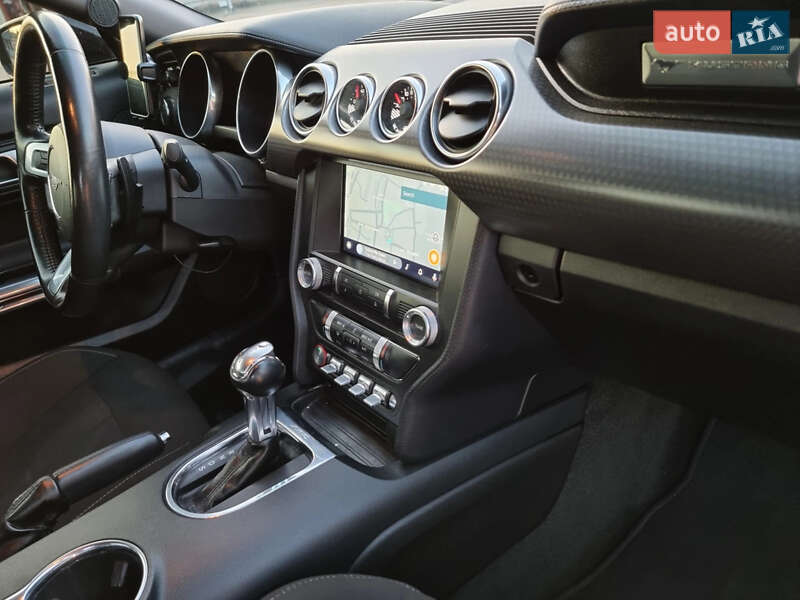 Купе Ford Mustang 2018 в Києві