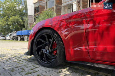 Кабриолет Ford Mustang 2019 в 