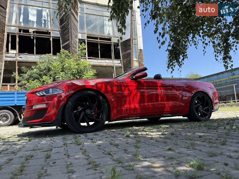 Кабриолет Ford Mustang 2019 в Черновцах фото 8 Кабриолет Ford Mustang 2019 в Черновцах