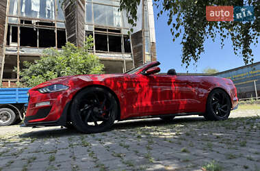 Кабриолет Ford Mustang 2019 в 