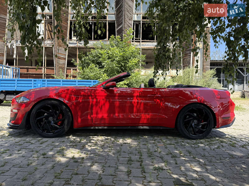 Кабриолет Ford Mustang 2019 в Черновцах фото 10 Кабриолет Ford Mustang 2019 в Черновцах