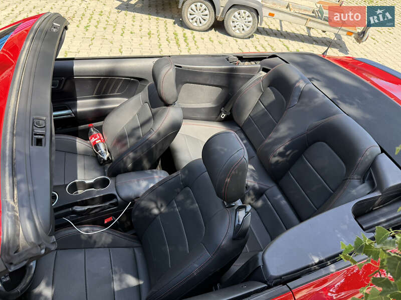 Кабриолет Ford Mustang 2019 в Черновцах фото 42 Кабриолет Ford Mustang 2019 в Черновцах