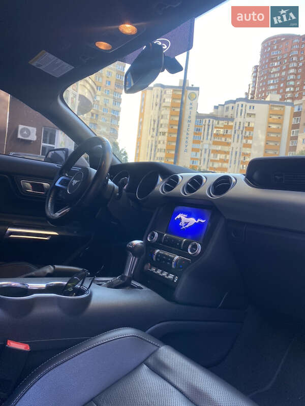 Купе Ford Mustang 2019 в Києві