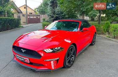 Кабриолет Ford Mustang 2019 в Киеве