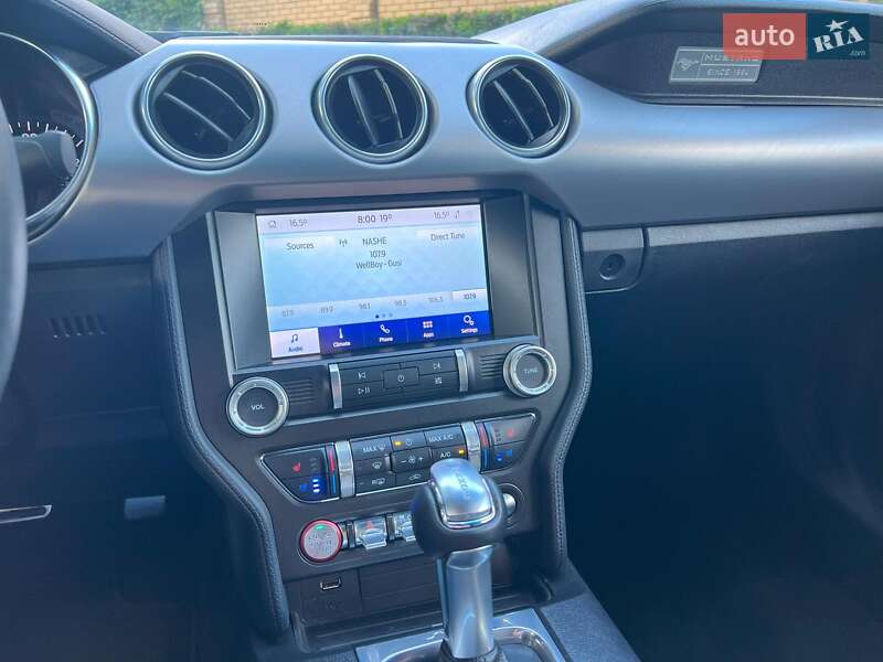 Кабриолет Ford Mustang 2019 в Киеве