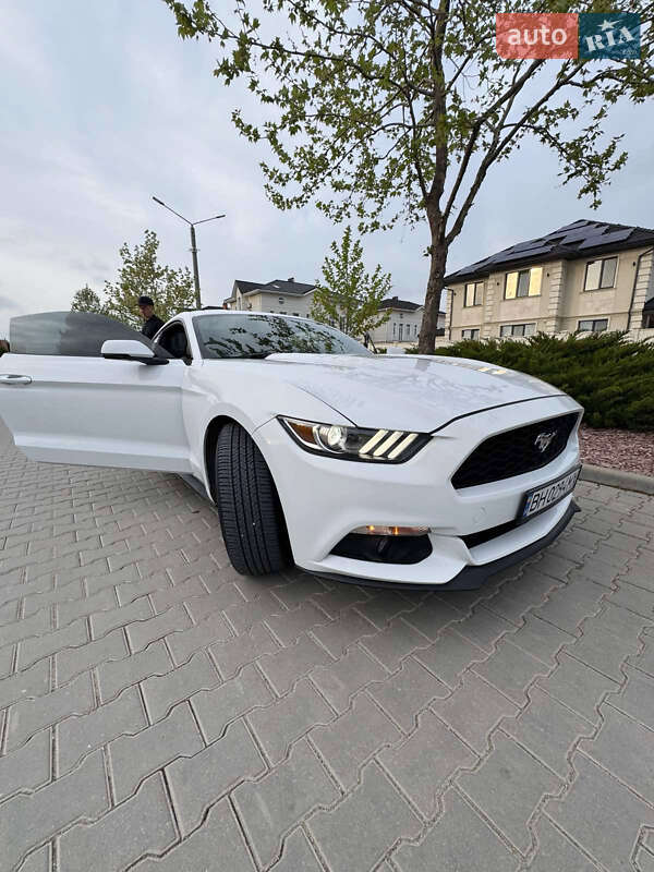 Купе Ford Mustang 2017 в Одессе