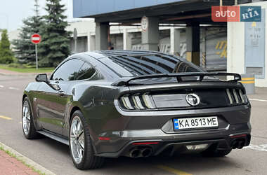 Купе Ford Mustang 2018 в 