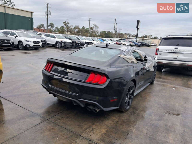 Купе Ford Mustang 2020 в 