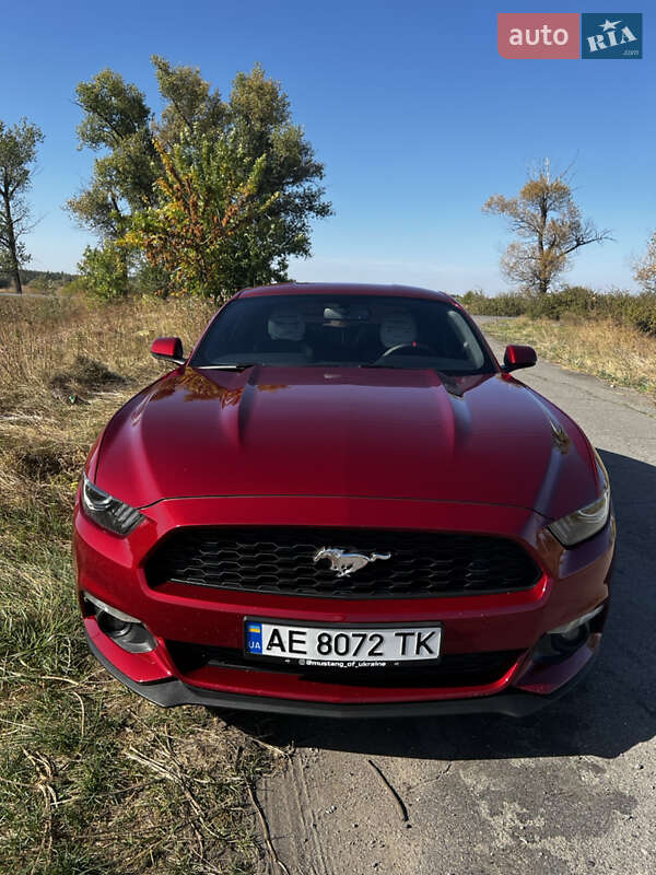 Купе Ford Mustang 2016 в Днепре фото 4 Купе Ford Mustang 2016 в Днепре