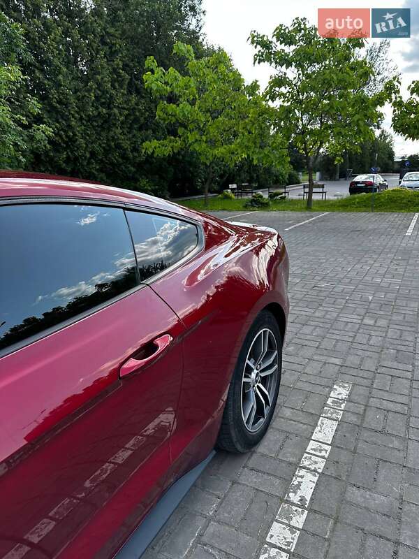 Купе Ford Mustang 2017 в Львове