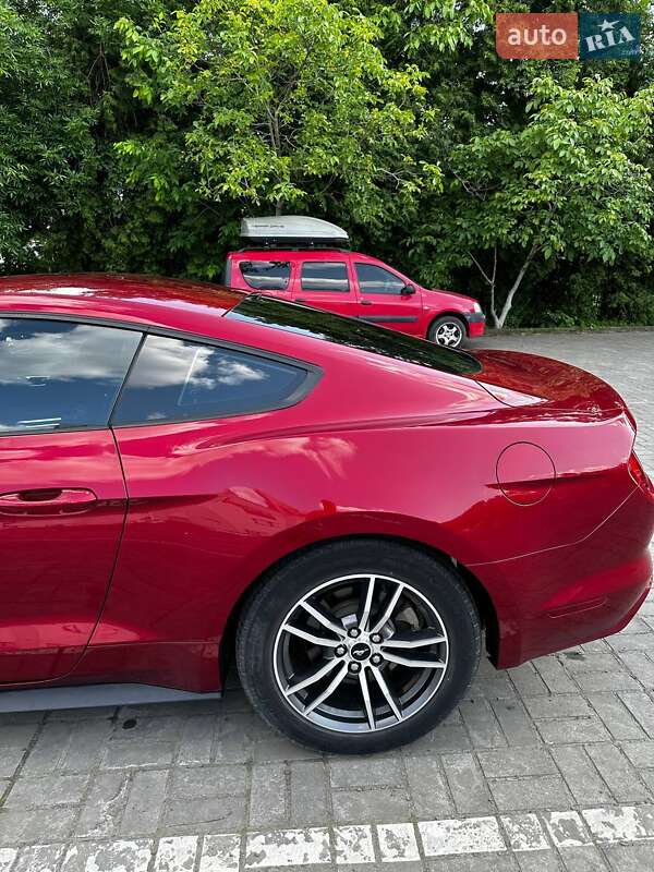 Купе Ford Mustang 2017 в Львове