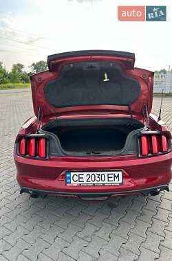 Кабриолет Ford Mustang 2016 в 