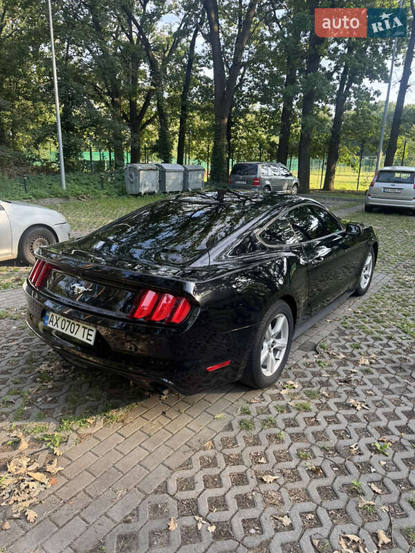 Купе Ford Mustang 2016 в Харькове