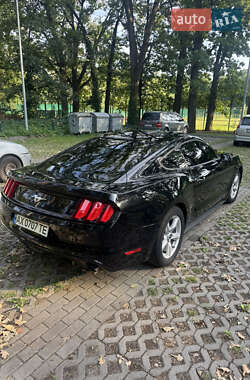 Купе Ford Mustang 2016 в 