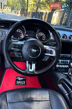 Купе Ford Mustang 2014 в 