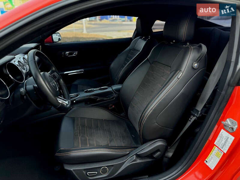 Купе Ford Mustang 2016 в Каменском