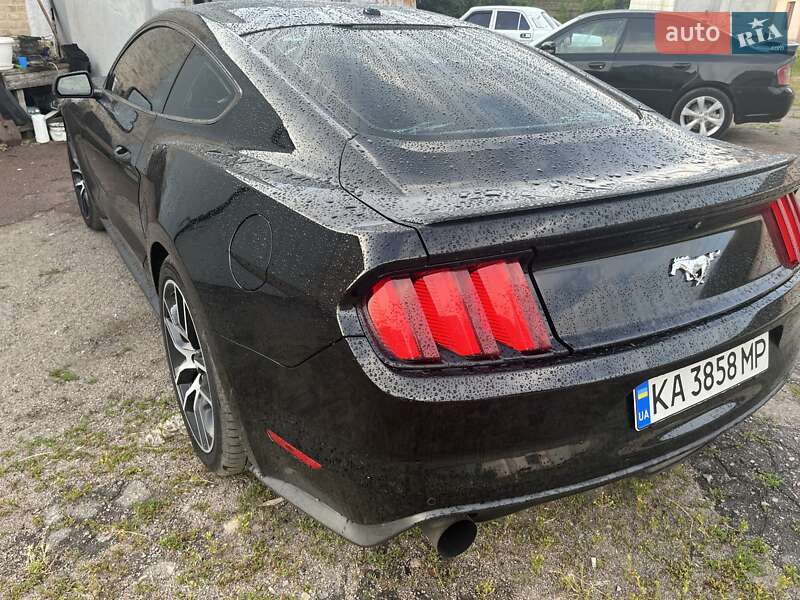 Купе Ford Mustang 2014 в Фастове