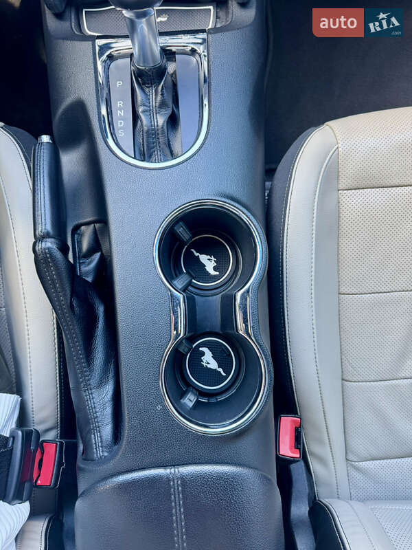 Купе Ford Mustang 2017 в Киеве