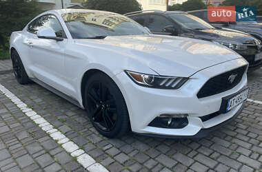 Купе Ford Mustang 2017 в 