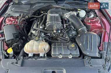 Купе Ford Mustang 2017 в 