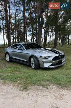 Купе Ford Mustang 2020 в 