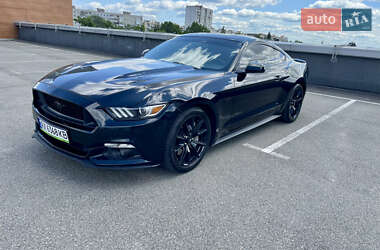 Купе Ford Mustang 2017 в Киеве