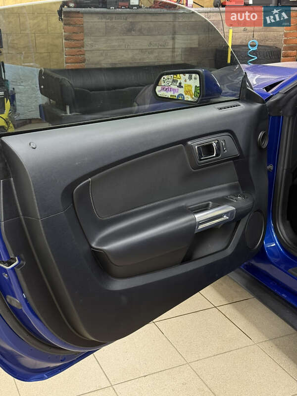 Купе Ford Mustang 2016 в Харькове