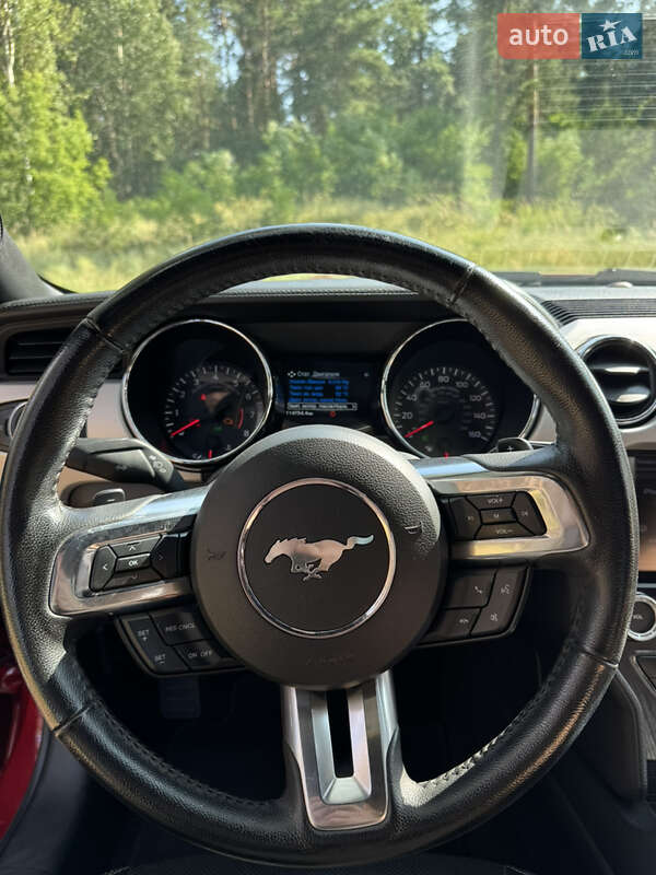 Купе Ford Mustang 2015 в Киеве