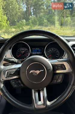 Купе Ford Mustang 2015 в 