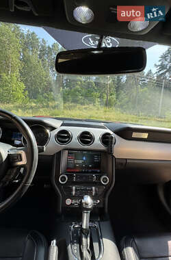 Купе Ford Mustang 2015 в 