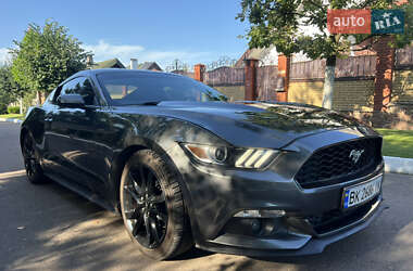 Купе Ford Mustang 2017 в 