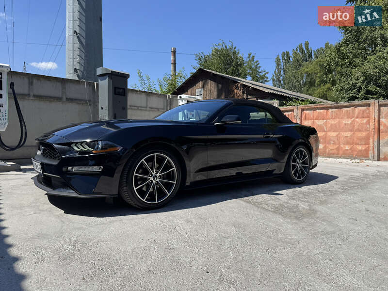Ford Mustang 2019