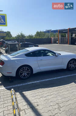 Купе Ford Mustang 2017 в 