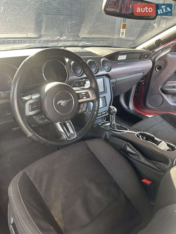 Купе Ford Mustang 2015 в Киеве